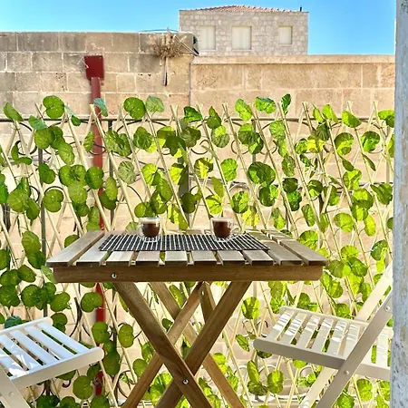 Beautiful Apartment With A Balcony In Downtown Haifa Exterior photo